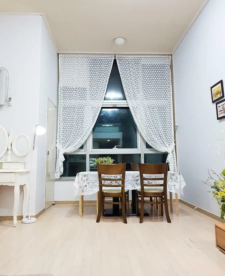 Lotte Apartment 1
